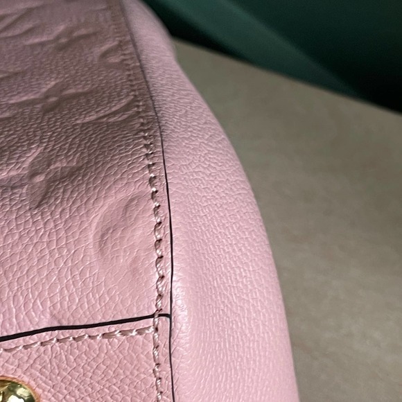 ❌SOLD❌ Louis Vuitton Montaigne BB Empreinte Leather Rose Poudre Crossbody Bag - Picture 11 of 17